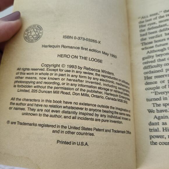 Hero on the Loose by Rebecca Winters‎ 1993 Harlequin Romance First Edition PB - Picture 3 of 10